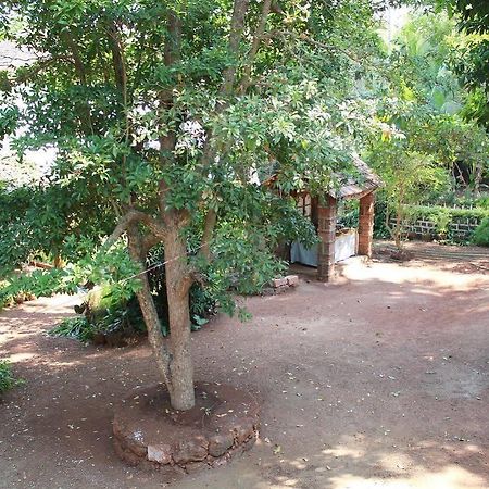 Cancio'S House Hotel Aldona Exterior photo