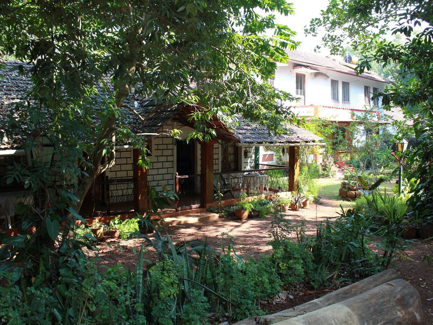 Cancio'S House Hotel Aldona Exterior photo