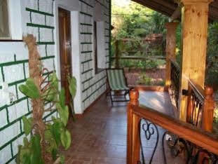 Cancio'S House Hotel Aldona Exterior photo